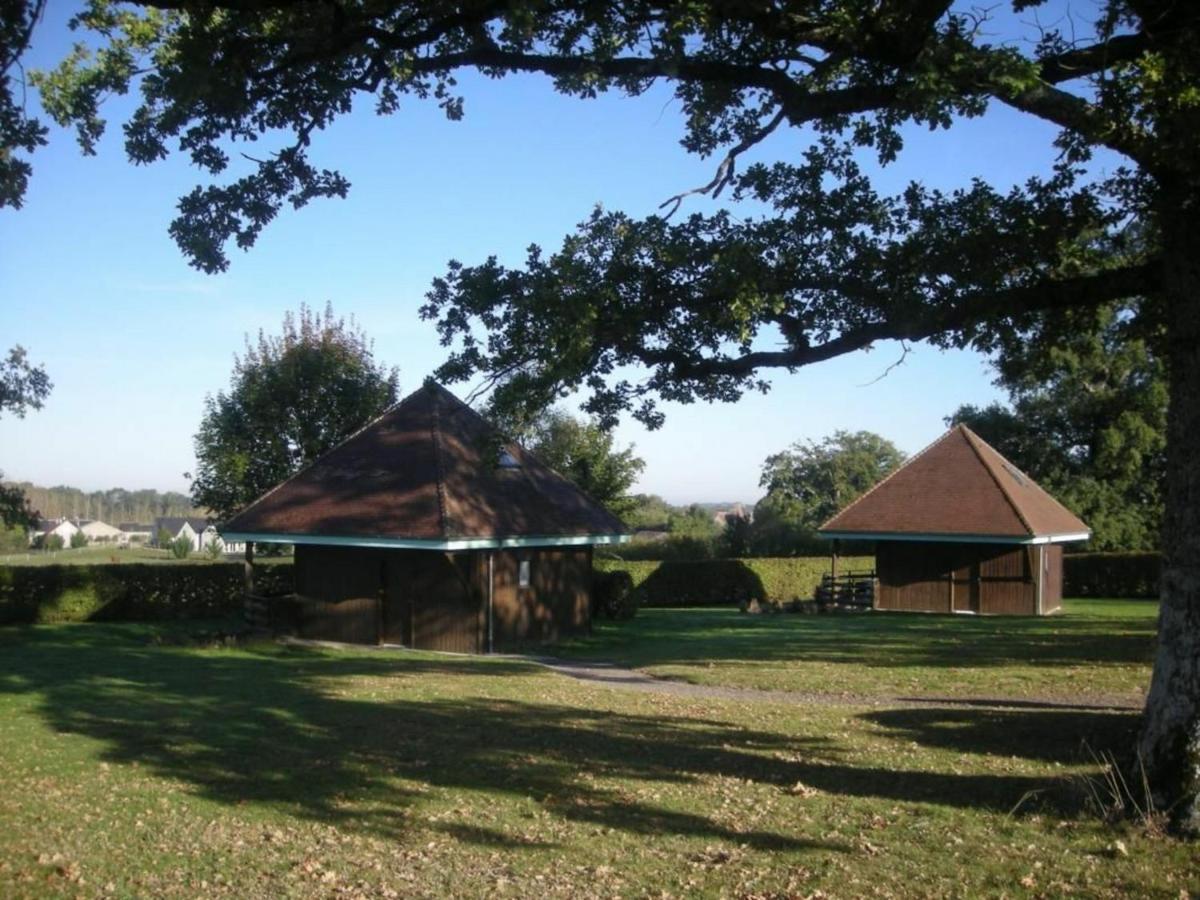 Chalet En Pleine Nature A Orsennes Avec Etang A Proximite, Ideal Pour 6 Personnes Et Animaux Admis - Fr-1-591-170 المظهر الخارجي الصورة