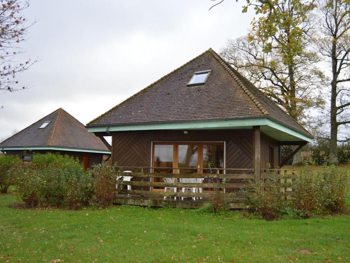 Chalet En Pleine Nature A Orsennes Avec Etang A Proximite, Ideal Pour 6 Personnes Et Animaux Admis - Fr-1-591-170 المظهر الخارجي الصورة